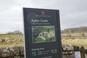 _aydon castle 2.jpg